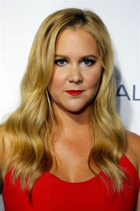 Amy schumer is an american comedian and actress, one of the few successful women in standup, the star of amy schumer's personal life. Amy Schumer Wore Red Lipstick for the First Time and It ...