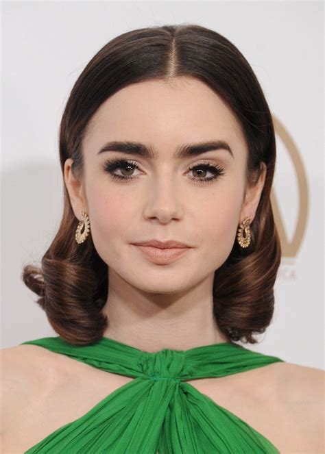 Lily Collins Makeup Free Selfie Is The Best One Yet Beautycrew