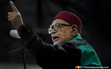 Mohamed jusoh, prinsip haji hadi byg yayıncıları ve distribütörleri. It's our fault if 18 year olds are immature in politics ...