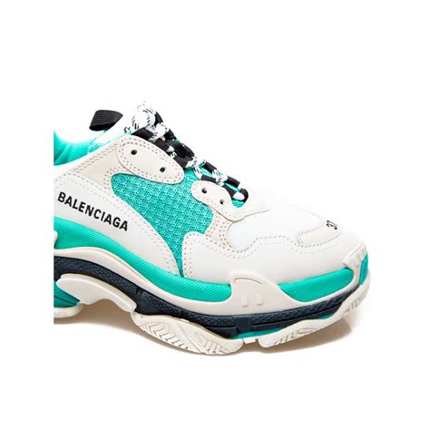 Shop balenciaga sneaker at neiman marcus, where you will find free shipping on the latest in more details balenciaga contrast logo speed sock sneakers details balenciaga stretch elastic. Balenciaga Triple S Sneaker Wit | Derodeloper.com