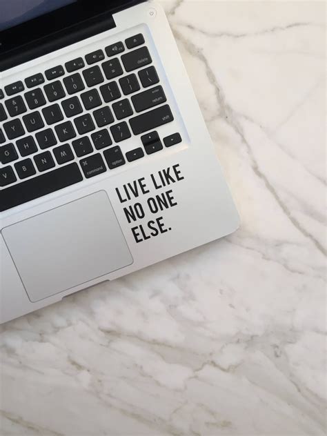 Live Like No One Else Vinyl Decal Dave Ramsey Quote Etsy