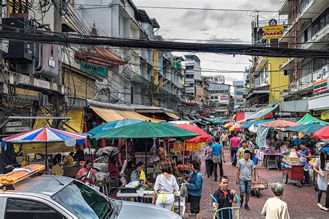 Bangkok Markets And Wat Pho The Wanderlost Traveler