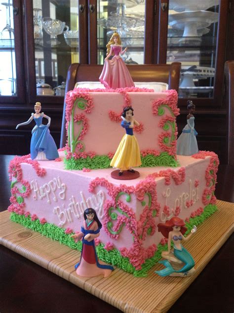Princess Cake I Like The Squares Princess Birthday Cake Disney