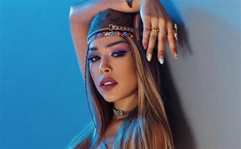 La cantante y actriz danna paola estaría estrenando romance con un joven, promesa de la música y la actuación, de quien estaría muy enamorada. Danna Paola levanta sospecha de romance con Alex Hoyer