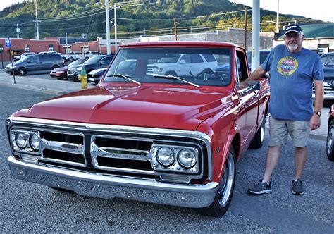 LA Cruizers Cruize-In is today at 6pm at Hardee’s - WLAF
