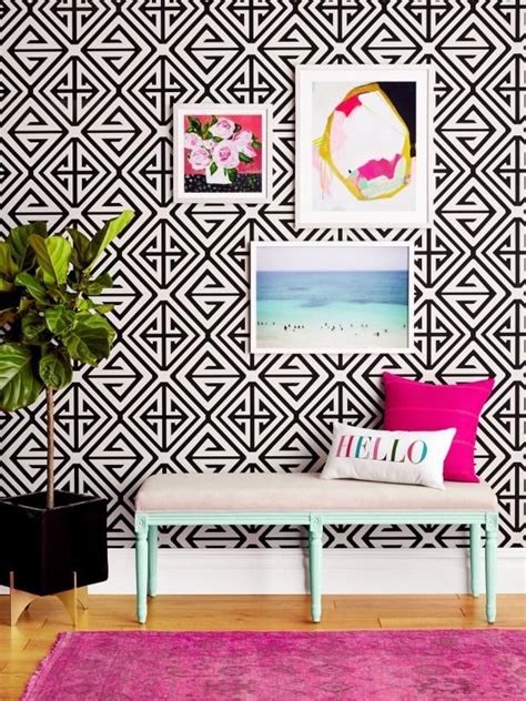 6 Entries That Prove The Power Of Wallpaper Hgtv Decor