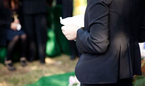 Mother Forced To Interrupt Eulogy When Fiancé Lists ‘shortcomings