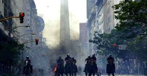 A 20 años del 2001, cuatro documentales sobre la crisis y el estallido