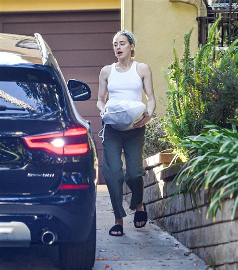 Amber Heard Outside Her Home In Los Angeles 11022020 Hawtcelebs