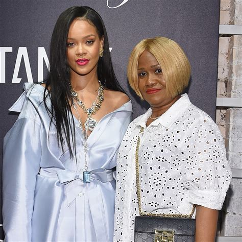 How Rihannas Pregnancy Unlocked New Levels Of Love For Her Mom