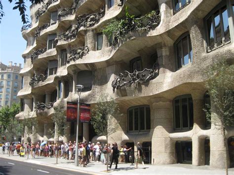 Casa Mila La Pedrera Barcelona By Antoni Gaudí E Architect