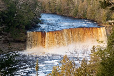 Tahquamenon Upper Falls Mi Roadtrip