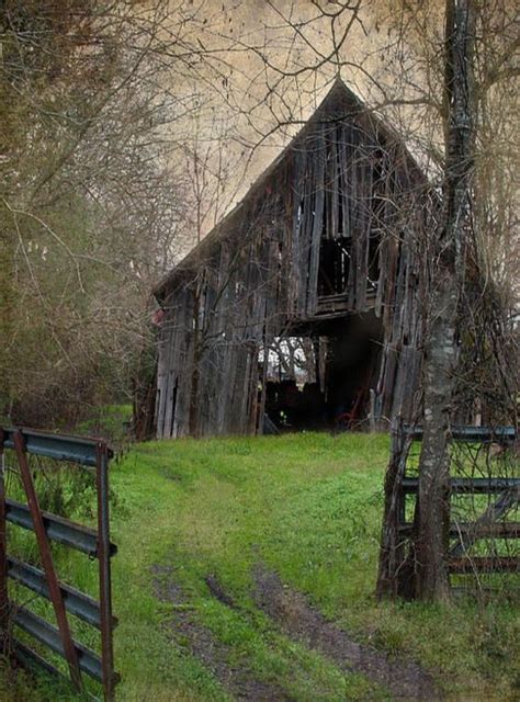 Check spelling or type a new query. Pin on Old houses, barns & things....