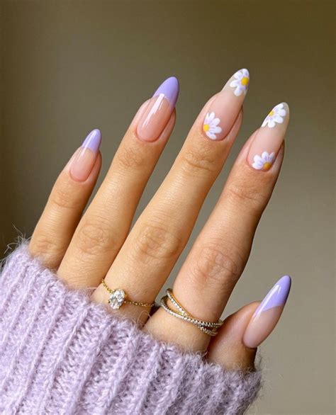 50 The Cutest Spring Nails Ever Lilac French Tip Nails With Daisies I