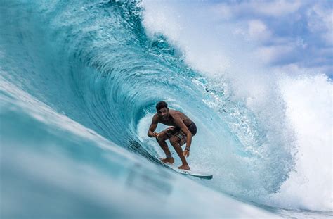 We Discuss Life Lenswork With The Maldives Surf Photographer