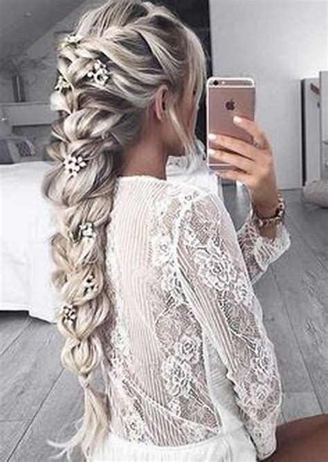 40 Awesome Long Hairstyles For Women Addicfashion