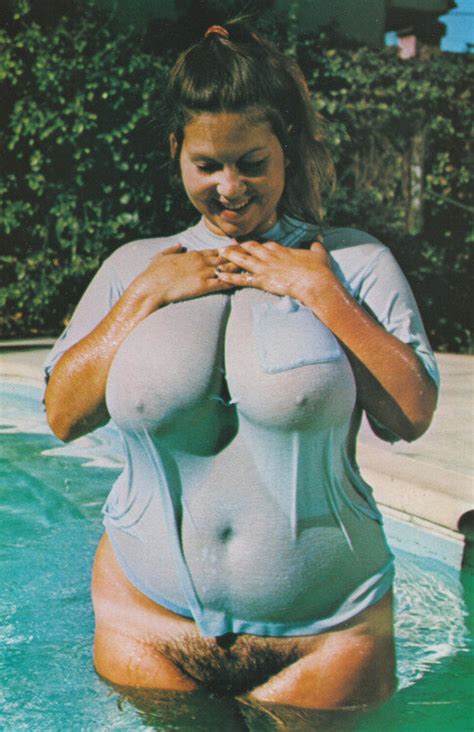 Hairy Bbw With Big Naturals In Swimming Pool Retrofucking