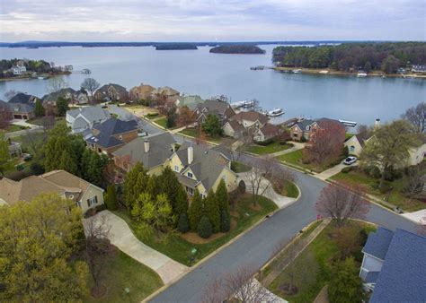 Cornelius Nc Just Listed As One Of The Best Lake Towns The Us