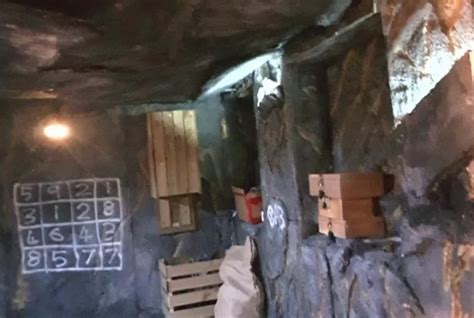You've been tipped off to where an old gold prospector stashed his gold. Escape room "Gold Rush" by Escape Rooms Scotland in Dundee
