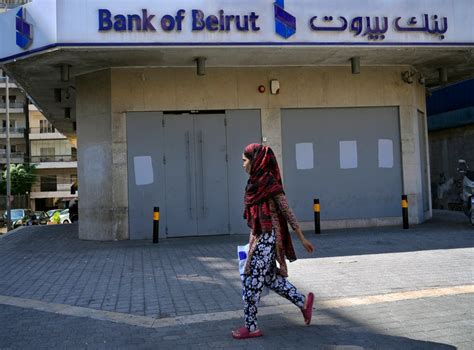 Lebanese Banks Reopen Partially After Weeklong Closure The Independent
