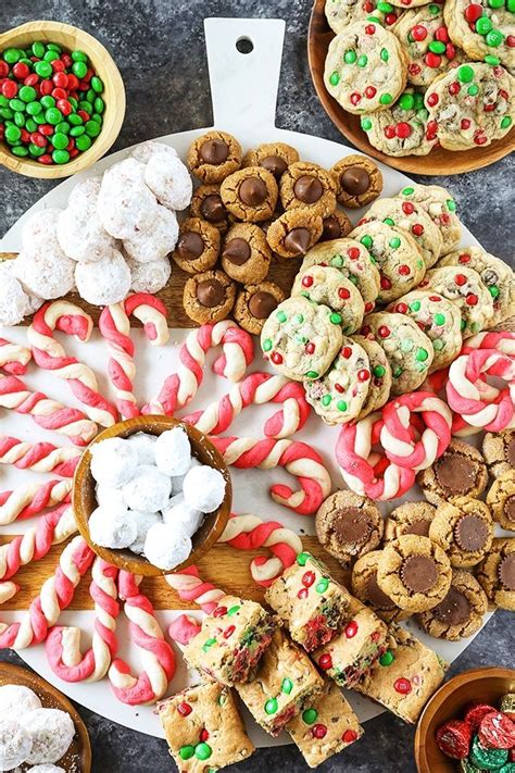 The traditional german christmas cookies are offering a large selection of recipes, and all with quite a story. Best Christmas Cookie Recipes | Cookies recipes christmas ...