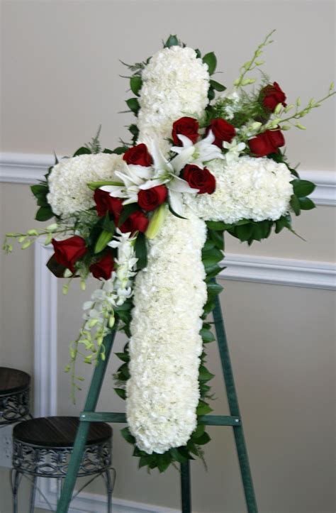 Pin By Cindy G Walton On Florals Remembrance Funeral Flower