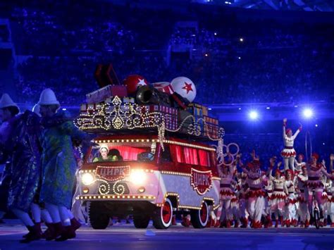 W trakcie ceremonii zamknięcia igrzysk nagrodzeni zostaną medaliści w maratonie! Igrzyska, igrzyska i po igrzyskach... Ceremonia zamknięcia ...