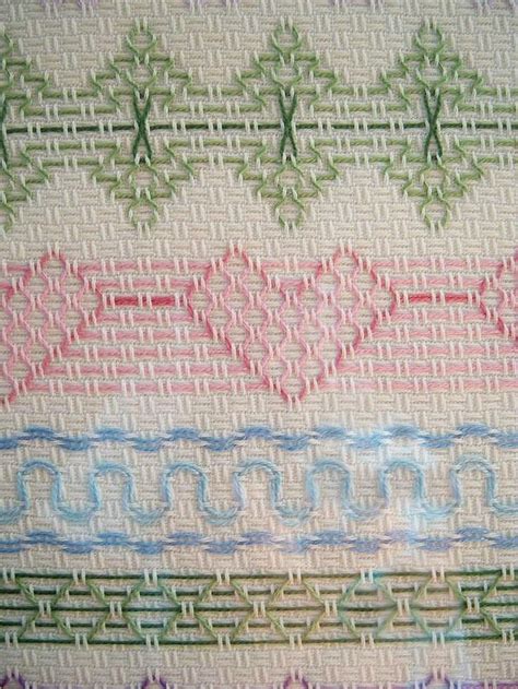 Pin By Ana C Alvarez On Punto De Llamas Swedish Weaving Patterns
