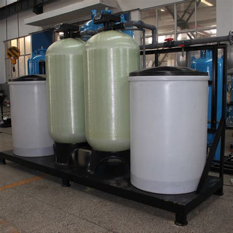 China Continuous 24 Hours Working Ion Exchange Dual Tank Resin Water
