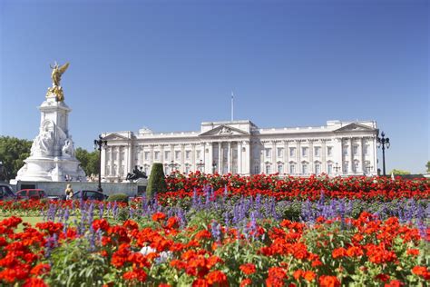 Buckingham Palace, One of The Most Magnificent Palaces in The World