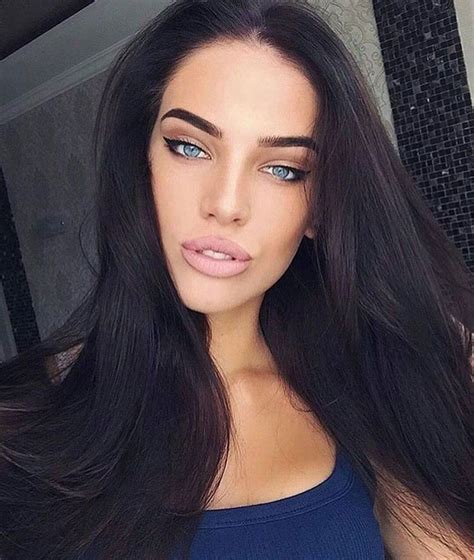 The Baddest Females Hair Beauty Makeup Looks Black Hair Blue Eyes