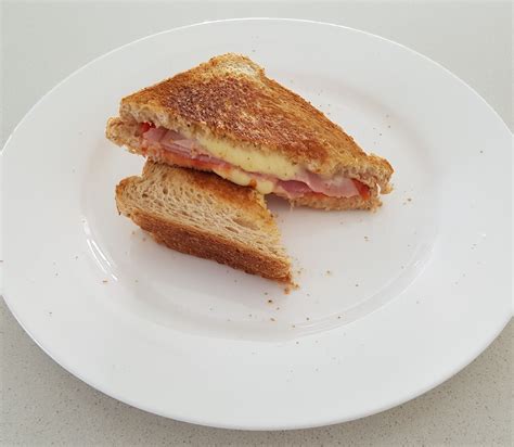 Ham Cheese And Tomato Toasted Sandwiches Bunch