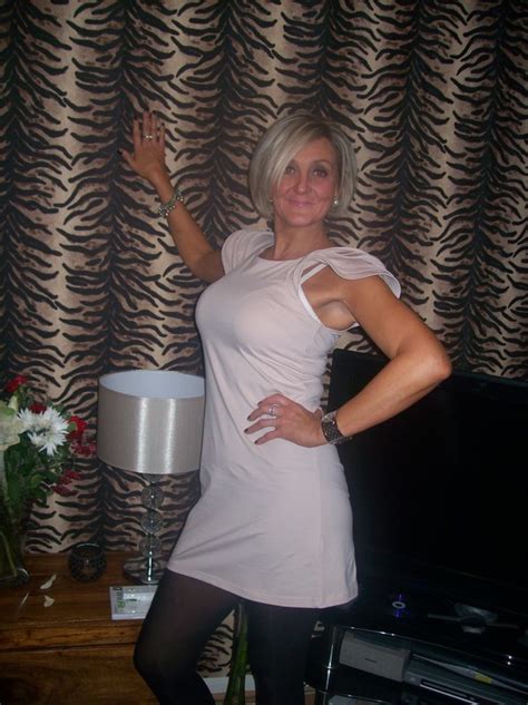 Julesscho From Manchester Is A Local Granny Looking For Casual Sex Dirty Granny
