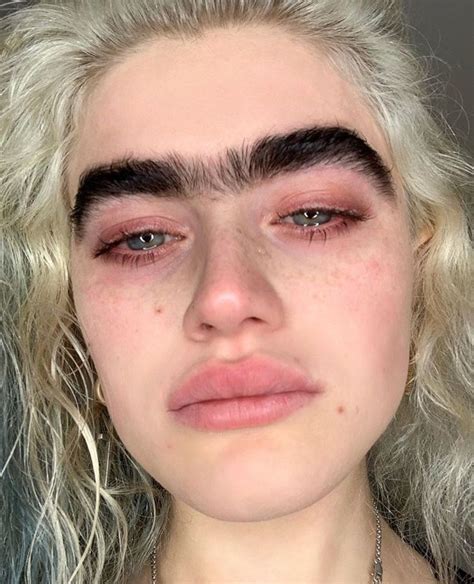 Pin By Star💥 On Broken In 2020 Bushy Eyebrows Pretty Face Beauty
