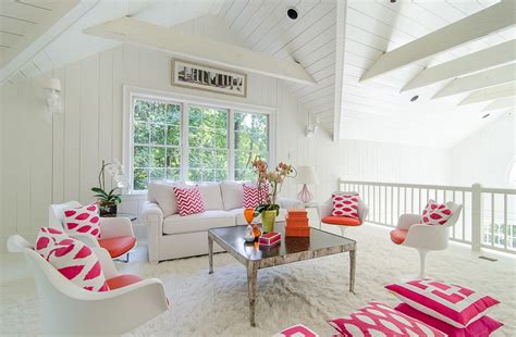These fifty modern living rooms show stretch in a variety of substrates and styles. Feminine Living Rooms Ideas, Decor, Design Trends