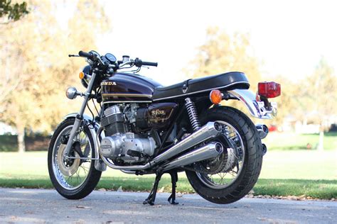 The general shape of the classic cb750 is recognizable, but everything else is modern — including the. Restored Honda CB750K - 1978 Photographs at Classic Bikes ...