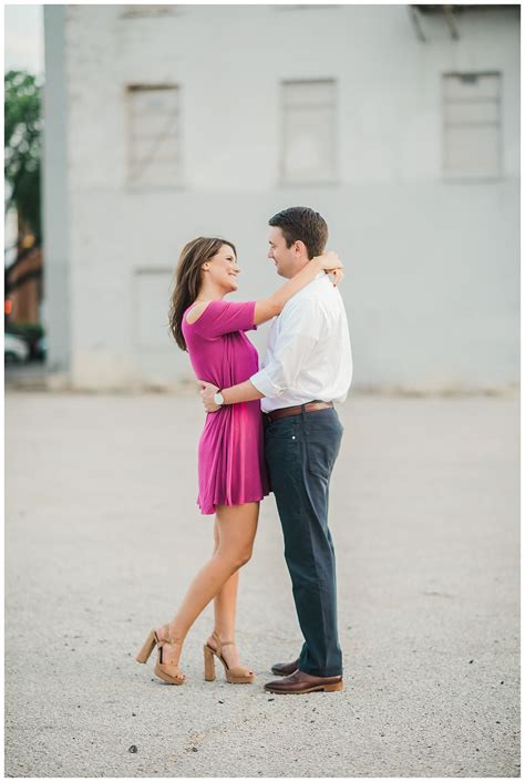 Romantic ethereal engagement session in Dallas | Alba Rose Photography