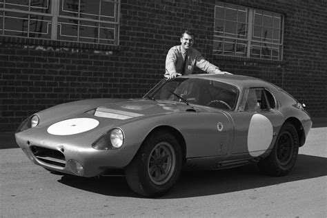 Shelby cobra daytona by superformance. The Shelby Cobra Daytona Coupe vs The Ferrari 250 GTO