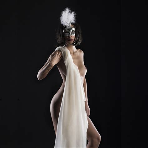 BouquetV3 Artistic Nude Photo By Photographer Mustafa Turgut At Model