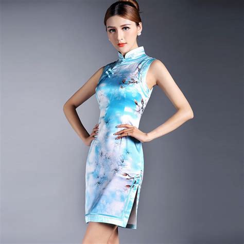Delightful Sleeveless Silk Cheongsam Qipao Dress