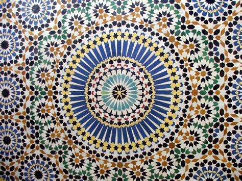 A Study Of Medieval Islamic Art Has Shown Some Of Its Geometric
