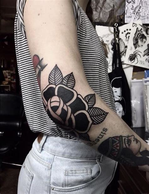 46 Totally Awesome Black Rose Tattoo That Will Inspire You To Get Inked