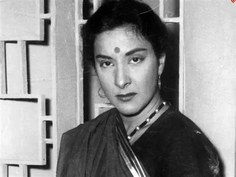 Nargis Dutt Birthday Anniversary 6 Best Performances By The Iconic