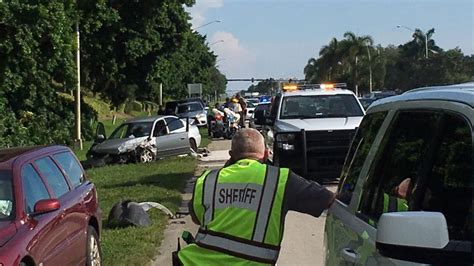 2 Injured In Collier County Crash
