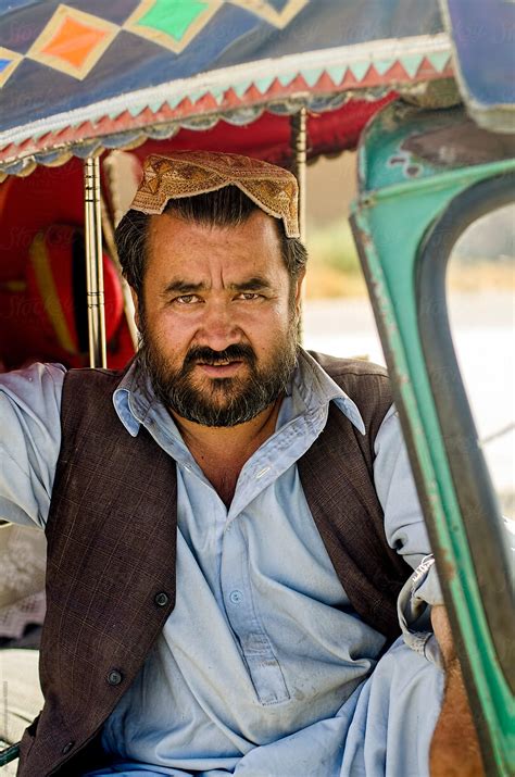 An Auto Riksha Driver From Quetta City Pakistan Del Colaborador De