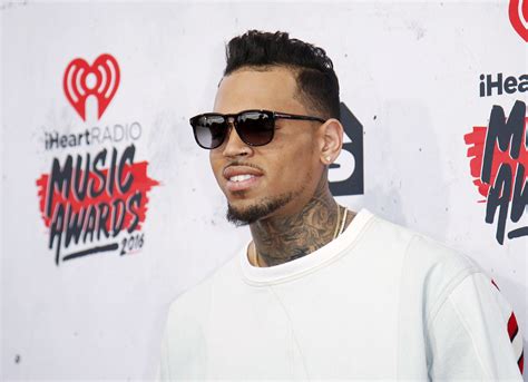 Singer Chris Brown Arrested After Standoff At His Los Angeles Home