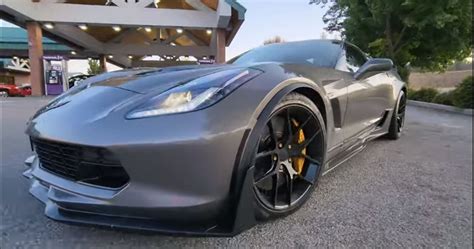 Watch This C7 Chevrolet Corvette Z06 Underestimate A 2022 Dodge