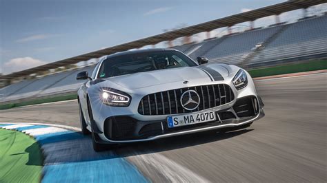 The Mercedes Amg Gt R Pro Is For Very Serious Drivers