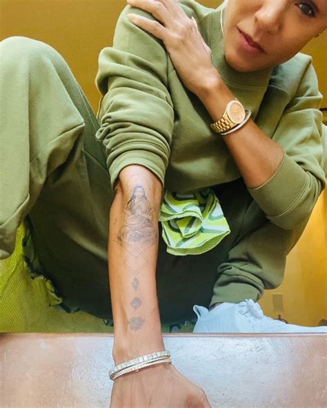 Jada Pinkett Smith Shows Off Arm Tattoo As She Builds Sleeve