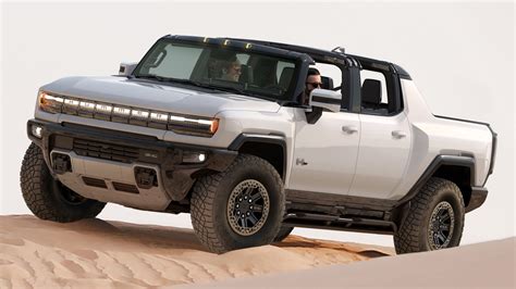The Gmc Hummer Ev Pickup Will Weigh 9046 Pounds Report The Drive